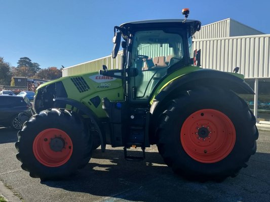 Tracteur agricole Claas AXION 800