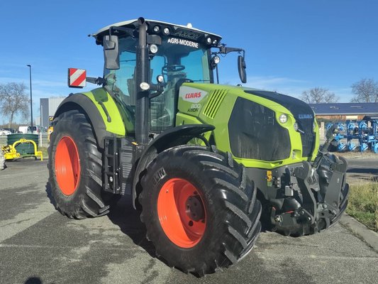 Tracteur agricole Claas AXION 800