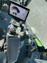 Tracteur agricole Claas AXION 800 - 10