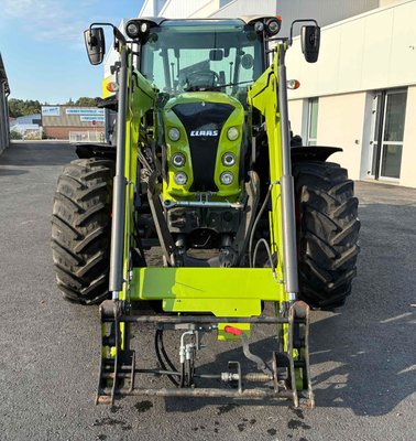 Tracteur agricole Claas ARION 440