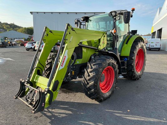 Tracteur agricole Claas ARION 440