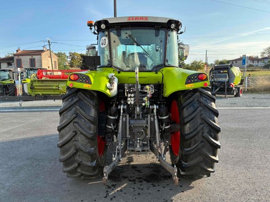 Tracteur agricole Claas ARION 440