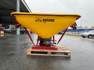 Distributeur d'engrais Aguirre Epandeur d'engrais Aguirre P-600 - 2