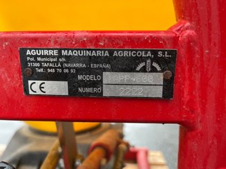 Distributeur d'engrais Aguirre Epandeur d'engrais Aguirre P-600 - 5