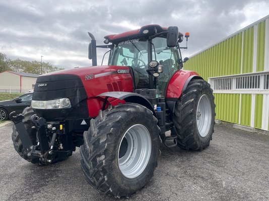 Tracteur agricole Case IH Puma 220