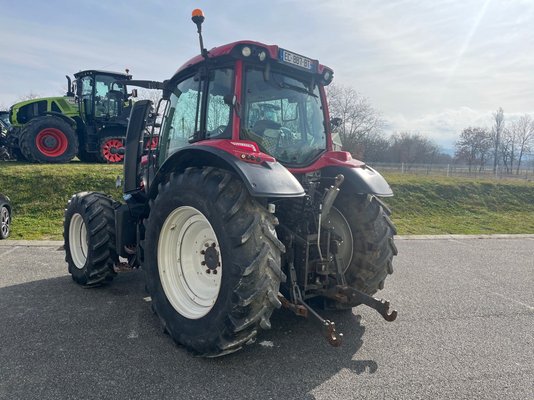 Tracteur agricole Valtra N 114 HITECH