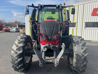 Tracteur agricole Valtra N 114 HITECH - 1
