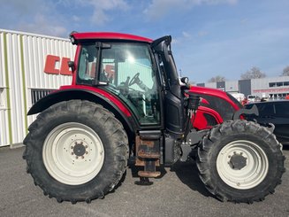 Tracteur agricole Valtra N 114 HITECH - 7