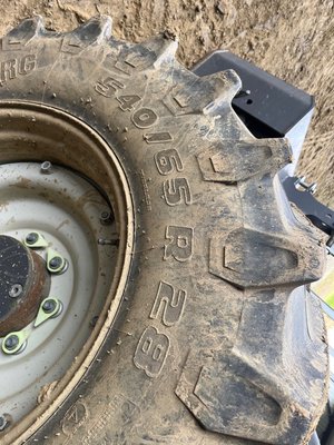 Tracteur agricole Valtra N 174  DIRECT