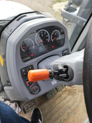 Tracteur agricole Valtra N 174  DIRECT