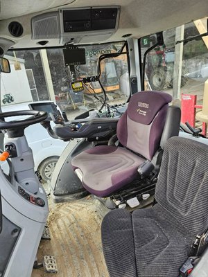 Tracteur agricole Valtra N 174  DIRECT