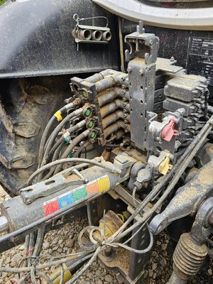 Tracteur agricole Valtra N 174  DIRECT