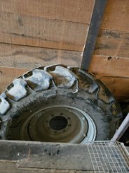 Tracteur agricole Valtra N134 - 6