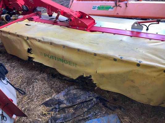 Faucheuse conditionneuse Pöttinger NOVACAT 302