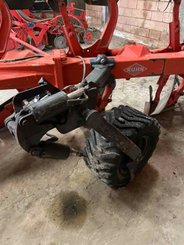 Charrue Kuhn VARI MASTER 180 - 9