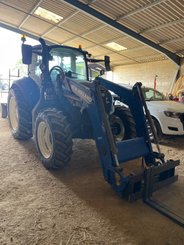Tracteur agricole New Holland T5 110 - 1