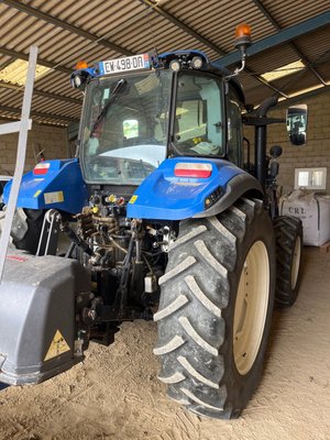 Tracteur agricole New Holland T5 110