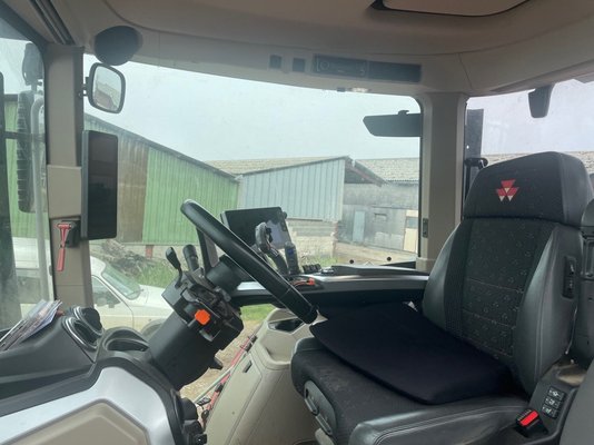 Tracteur agricole Massey Ferguson 8S 265 DYNA VT