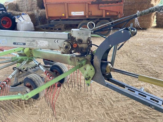 Andaineur Claas LINER 650 TWIN