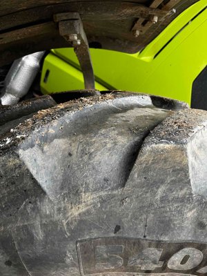 Tracteur agricole Claas ARION 650 CEBIS T4I