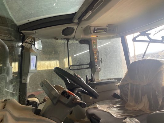 Tracteur agricole Claas ARION 440 STAGE V