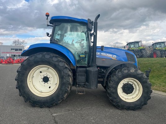 Tracteur agricole New Holland T7 185 RC
