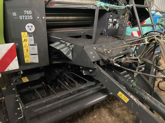 Presse à balles rondes Claas ROLLANT 520 RC