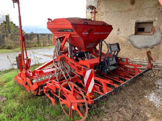 Combiné de semis Kuhn HR 404D + VENTA LC 402