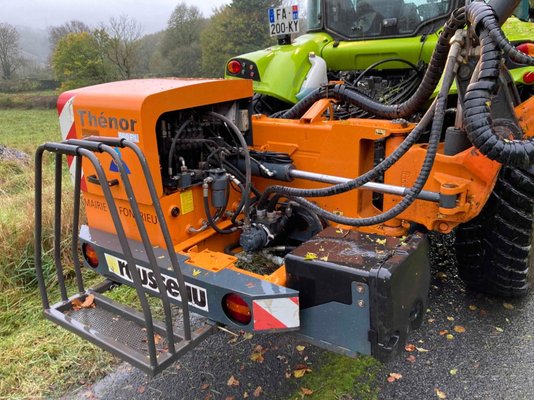 Épareuse Rousseau THENOR 560 PL