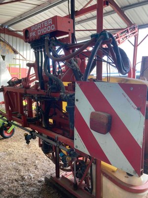 Pulvérisateur porté Kuhn PORTER