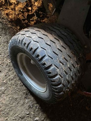 Presse à balles rondes Welger RP 245