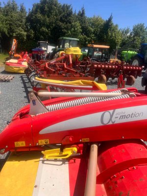 Faucheuse conditionneuse Pöttinger NOVACAT 351 Alpha Motion Extra Dry