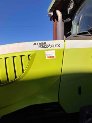 Tracteur agricole Claas ARES 657 ATZ