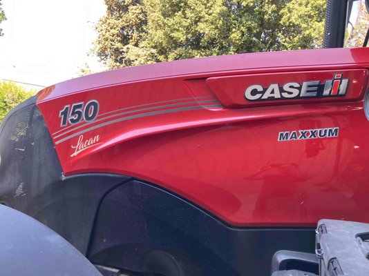 Tracteur agricole Case MAXXUM 150