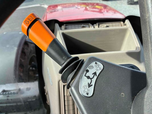 Tracteur agricole Case IH Maxxum 150 CVX Drive