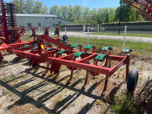 Déchaumeur à dents - CH13F