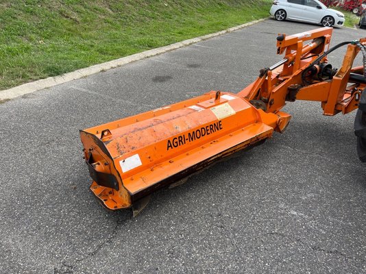 Broyeur d'accotement Falc TLF 1600