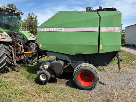 Presse à balles rondes Fendt 2600V