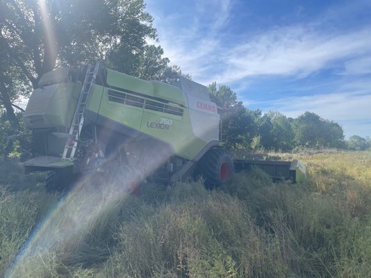 Moissonneuse batteuse Claas LEXION 750 MONTANA