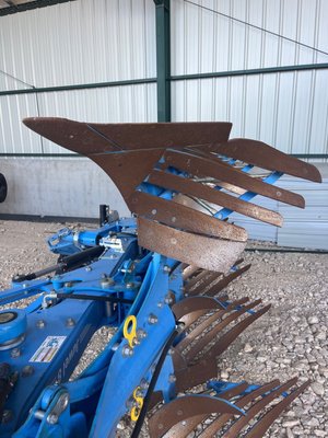 Charrue Lemken JUWEL 8 M V U 5 L100