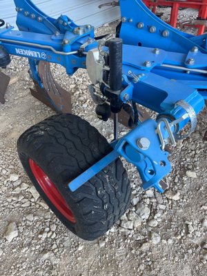 Charrue Lemken JUWEL 8 M V U 5 L100