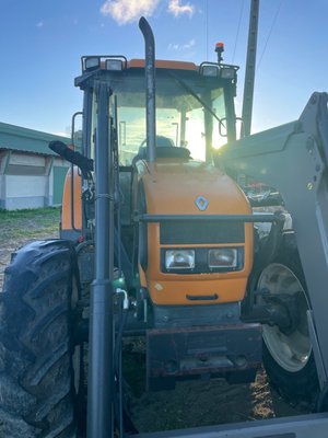 Tracteur agricole Renault ARES 550 RX