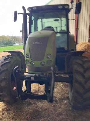 Tracteur agricole Claas ARES 657 ATZ