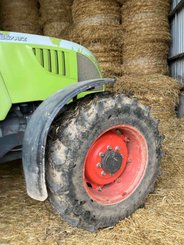 Tracteur agricole Claas ARES 657 ATZ - 13