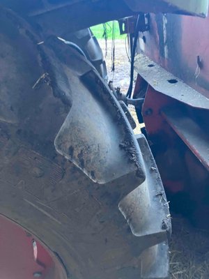 Tracteur agricole Claas ARES 657 ATZ