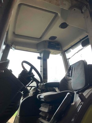 Tracteur agricole Claas ARES 657 ATZ