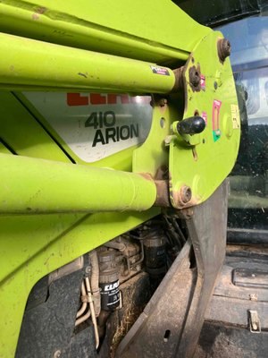 Tracteur agricole Claas ARION 410 CIS