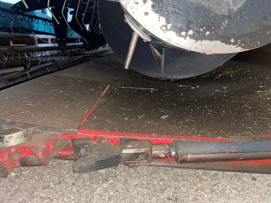 Barre de coupe pour moissonneuse batteuse Geringhoff 6M60 REPLIABLE