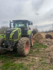 Tracteur agricole Claas AXION 810 CIS T4F - 2
