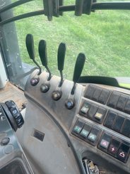 Tracteur agricole Claas AXION 810 CIS T4F - 6